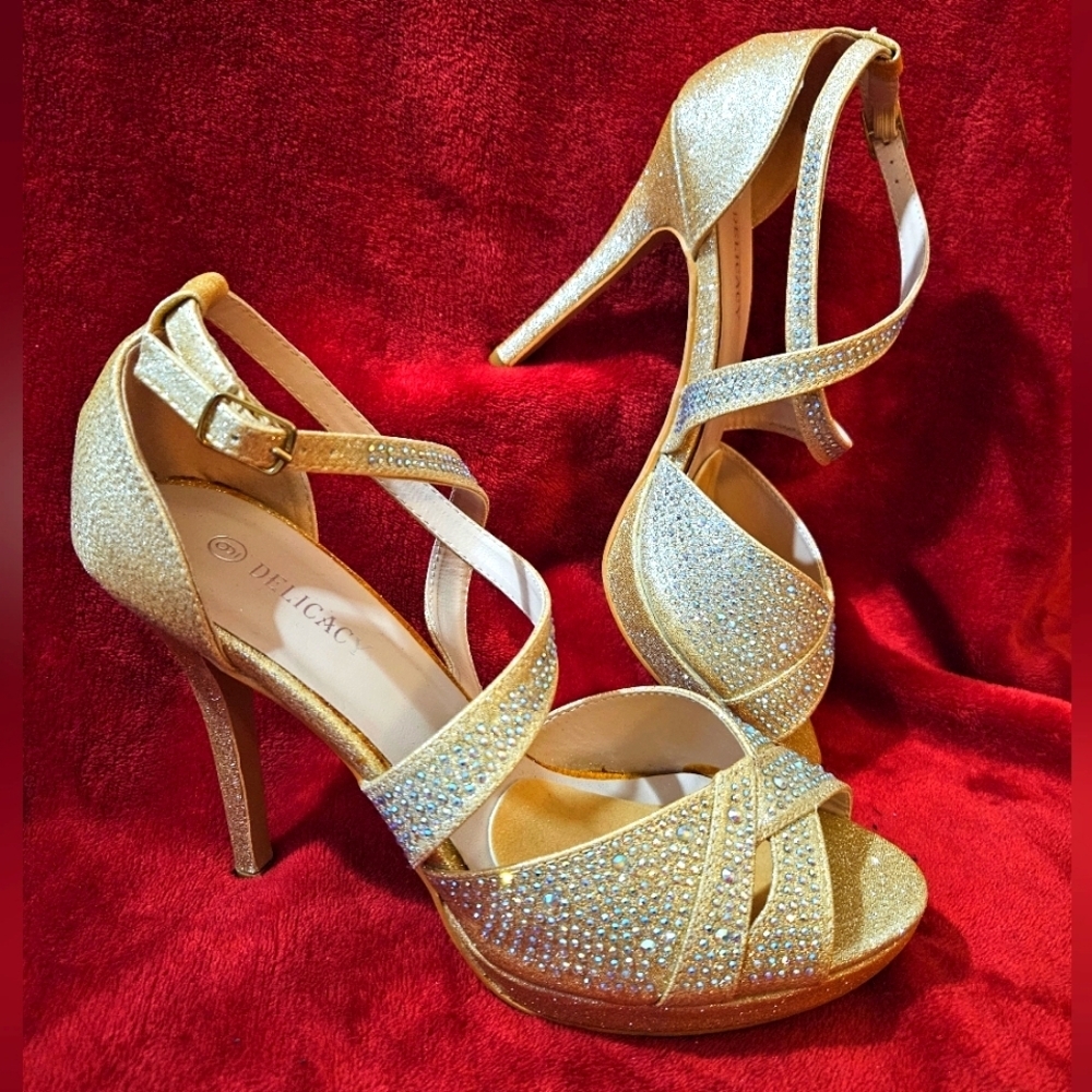 Delicacy Women's Rose Gold/Champagne Rhinestone Open Toe Strappy Heels-Size 9